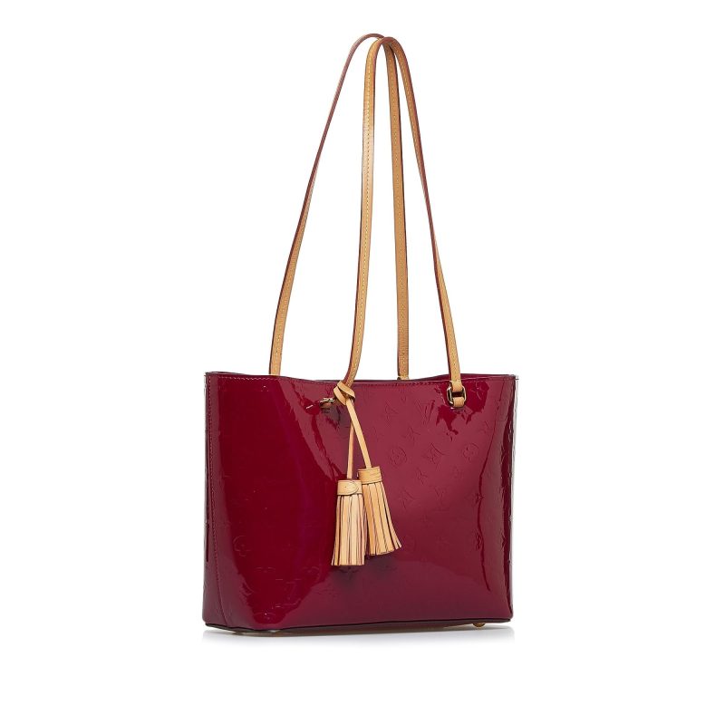 Louis Vuitton Monogram Vernis Long Beach PM (SHG-54rzAh)
