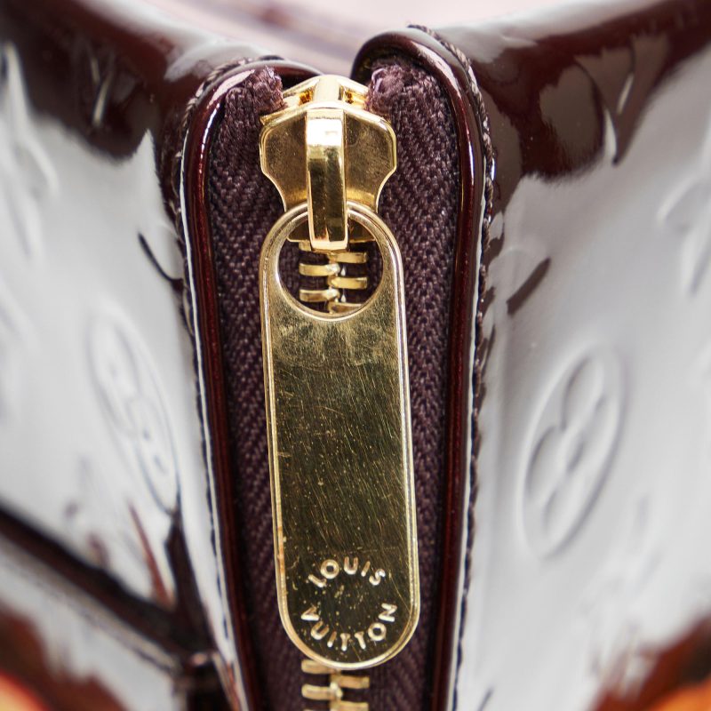 Louis Vuitton Monogram Vernis Rosewood Avenue (SHG-RDUbPP) - Image 8