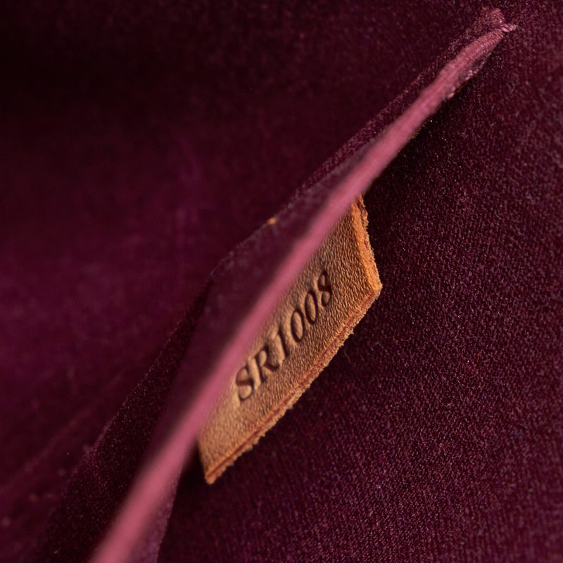 Louis Vuitton Monogram Vernis Roxbury Drive (SHG-o8Wy2R) - Image 7