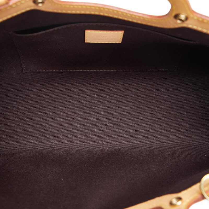 Louis Vuitton Monogram Vernis Roxbury Drive (SHG-GQDwYS) - Image 5
