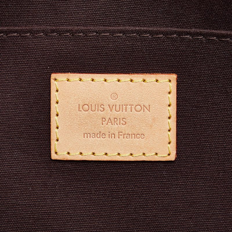 Louis Vuitton Monogram Vernis Roxbury Drive (SHG-GQDwYS) - Image 6