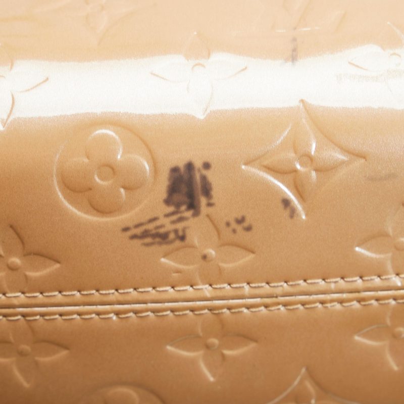 Louis Vuitton Monogram Vernis Roxbury Drive (SHG-yBcZJA) - Image 8