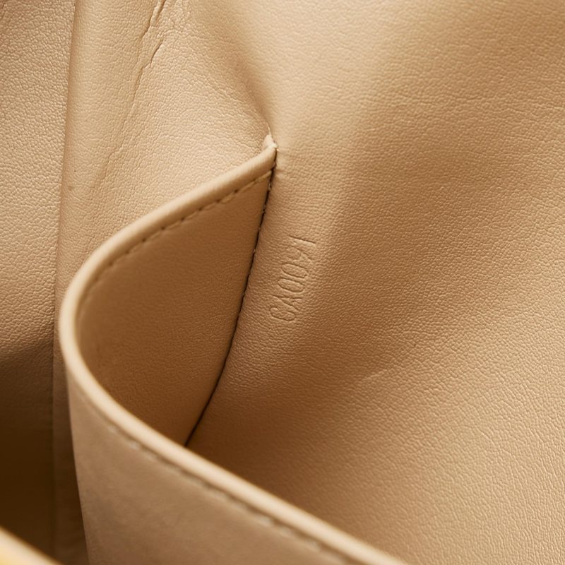 Louis Vuitton Monogram Vernis Thompson Street (SHG-GShAnw) - Image 7
