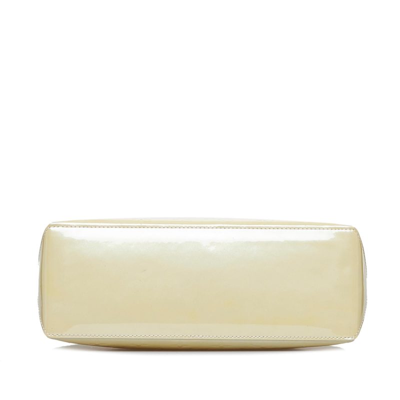 Louis Vuitton Monogram Vernis Wilshire PM (SHG-oOae4z) - Image 3