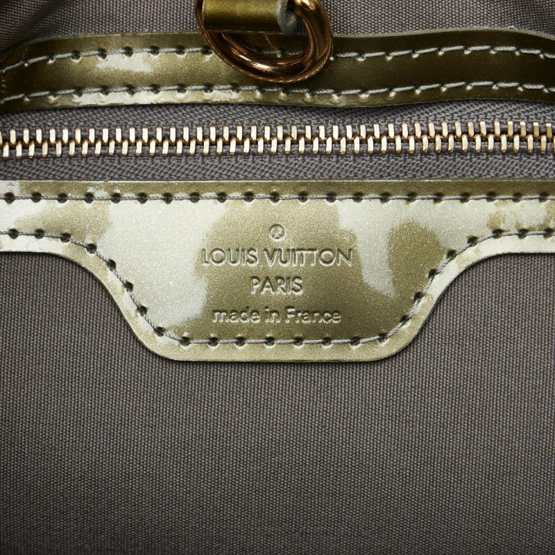 Louis Vuitton Monogram Vernis Wilshire PM (SHG-2VfbXt) - Image 6