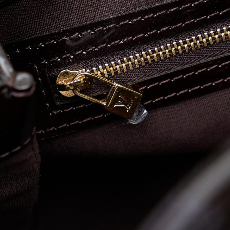 Louis Vuitton Monogram Vernis Wilshire PM (SHG-UT6Xe5) - Image 8