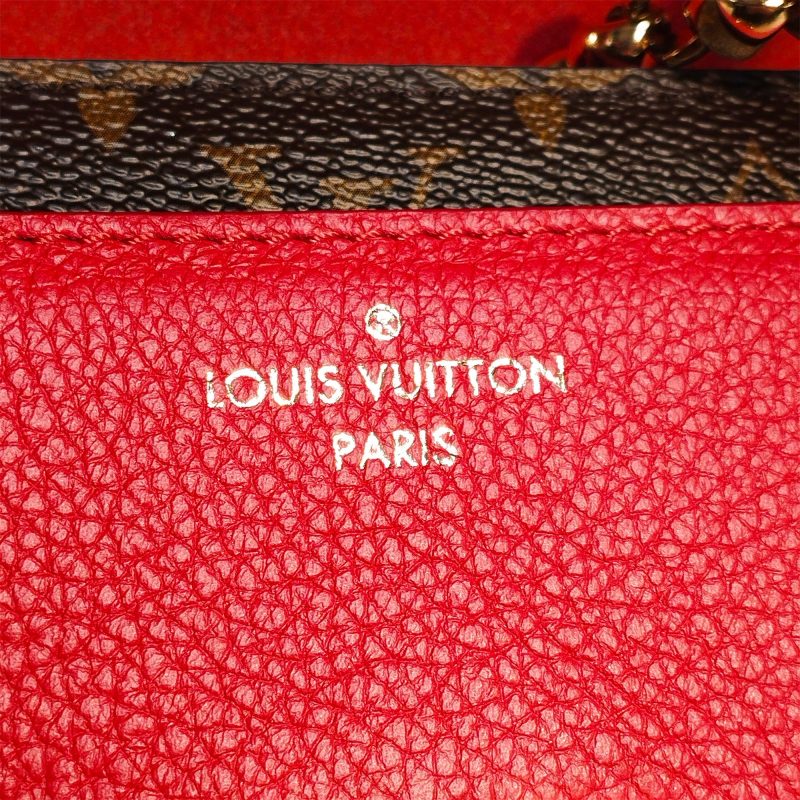 Louis Vuitton Monogram Victoire (SHG-tVgQig) - Image 9