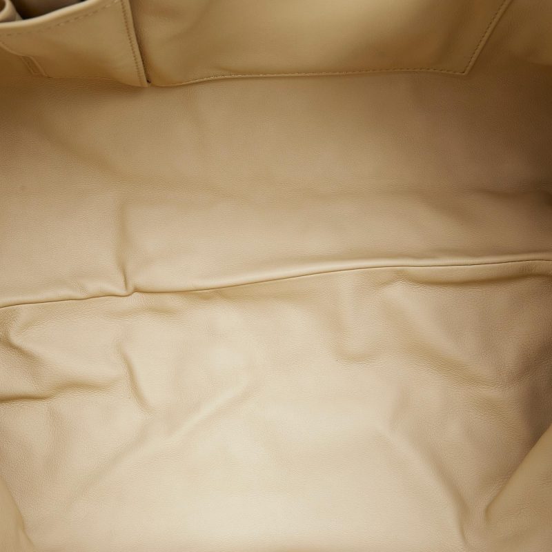 Louis Vuitton Monogram Vinyl Squishy (SHG-CuSwIj) - Image 5