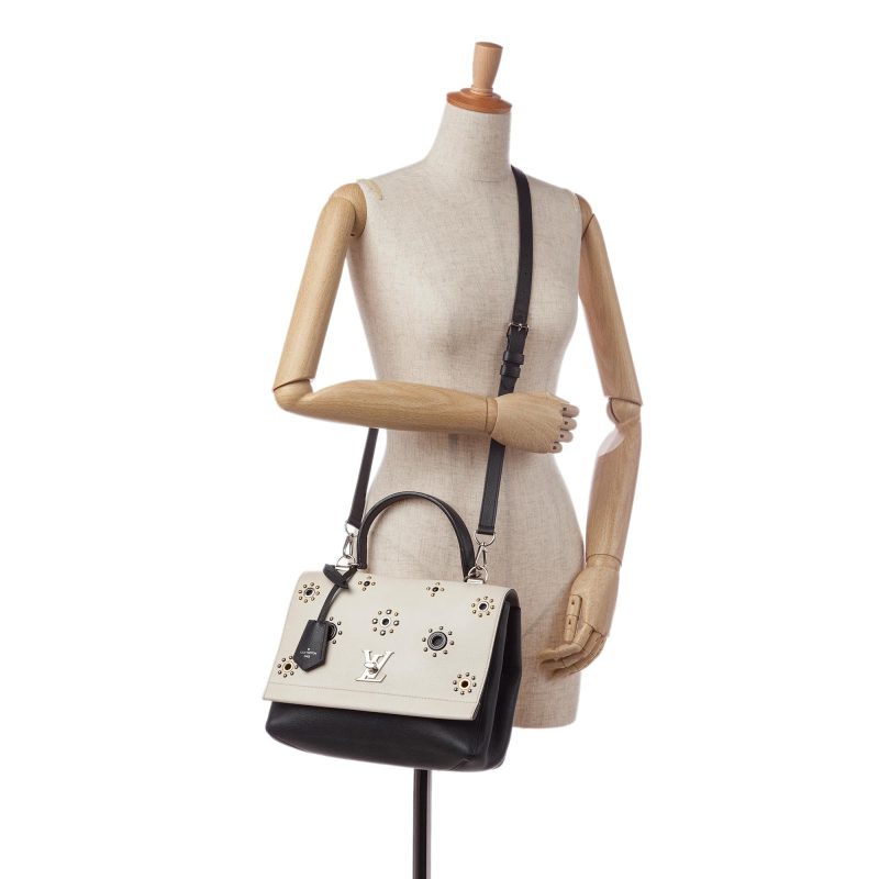 Louis Vuitton Spring 2017 LockMe II Mechanical Flowers Satchel (SHG-37452) - Image 13