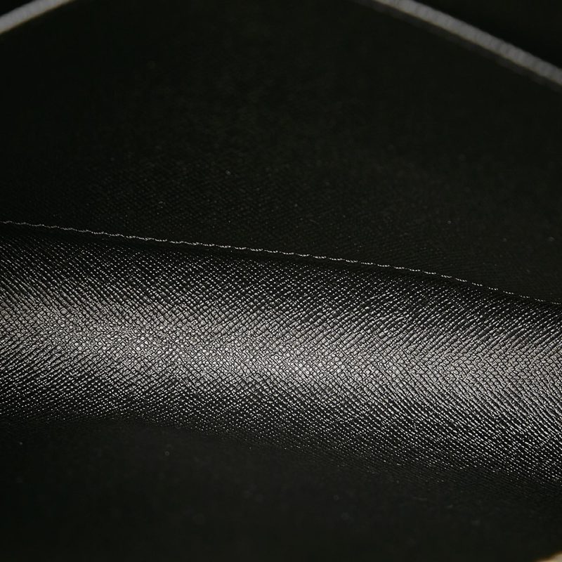 Louis Vuitton Taiga Baikal (SHG-31829) - Image 5