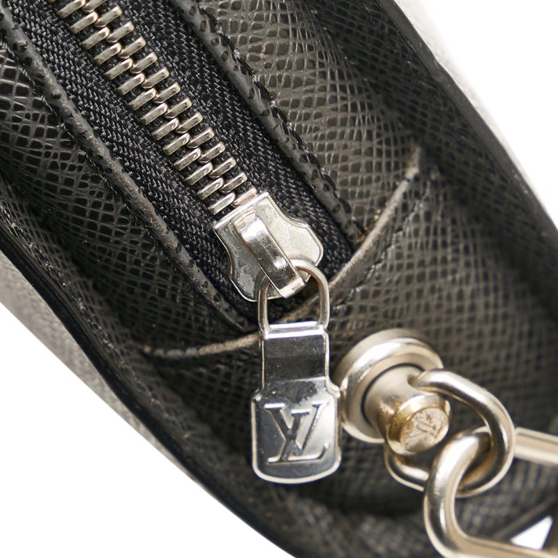 Louis Vuitton Taiga Baikal (SHG-W4Ekdo) - Image 8