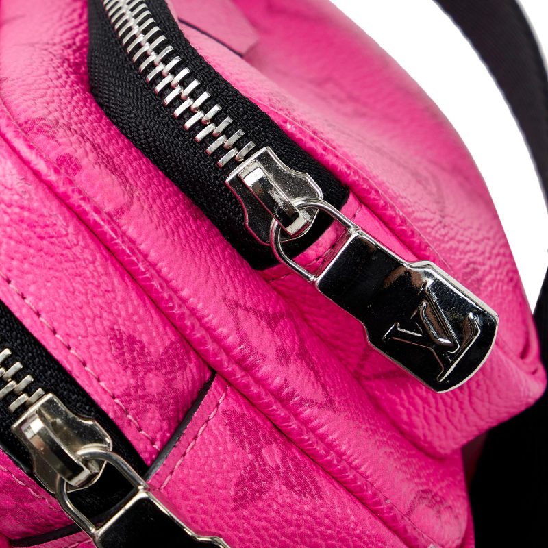 Louis Vuitton Taigarama Outdoor Pouch (SHG-iiVDLE) - Image 10