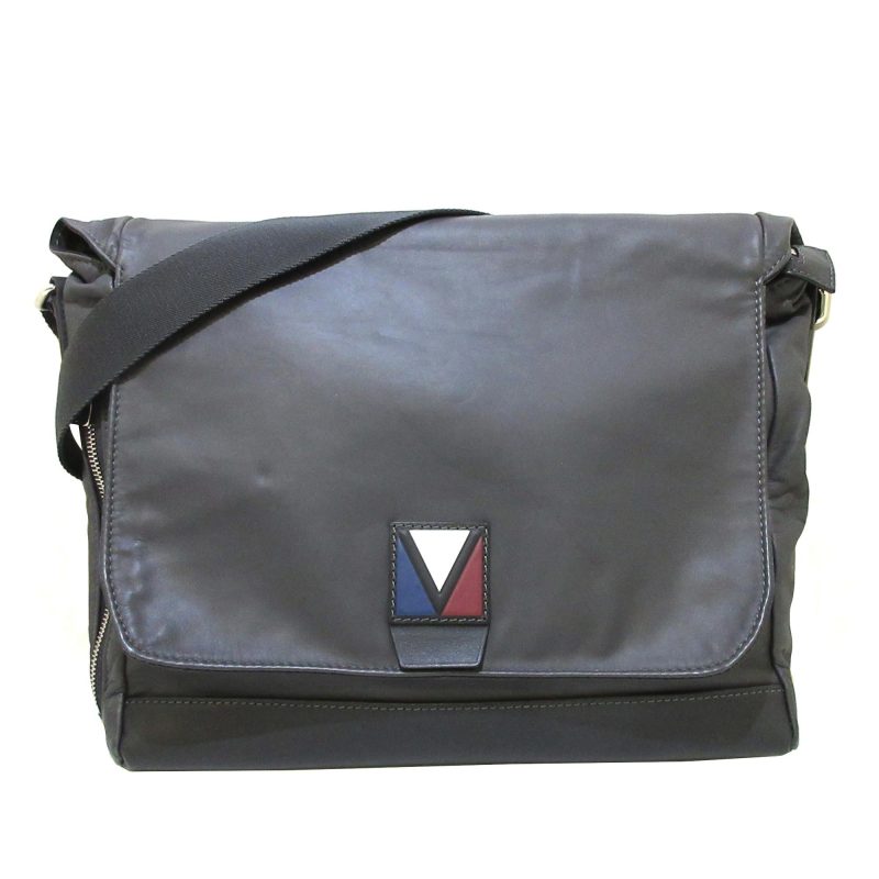 Louis Vuitton V-Line Crossbody (SHG-36380) - Image 12