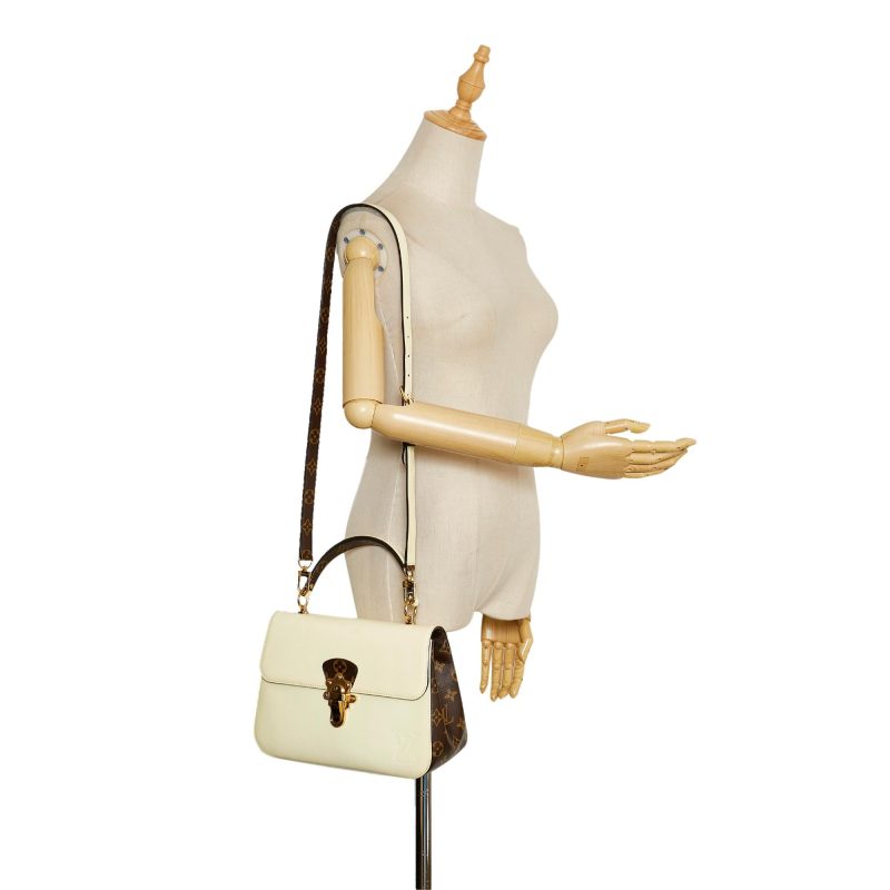 Louis Vuitton Vernis Cherrywood PM (SHG-35529) - Image 4