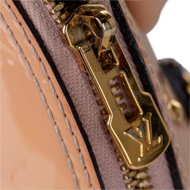 Louis Vuitton Vernis Flower Alma BB (SHG-32578) - Image 7