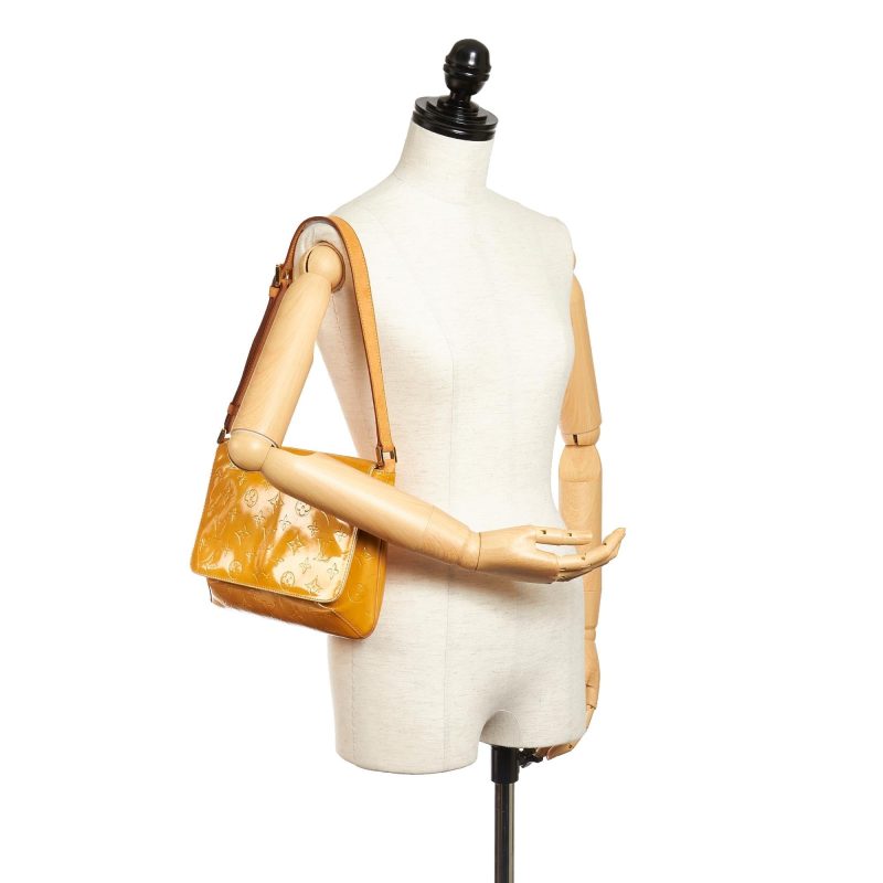 Louis Vuitton Vernis Thompson Street (SHG-33822) - Image 4