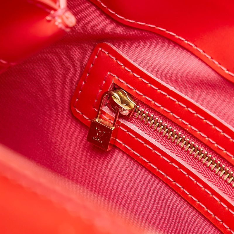 Louis Vuitton Vernis Wilshire PM (SHG-32542) - Image 8