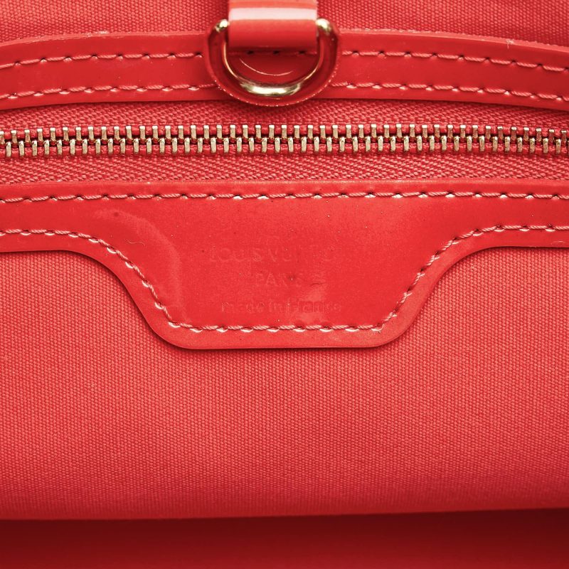 Louis Vuitton Vernis Wilshire PM (SHG-37255) - Image 6