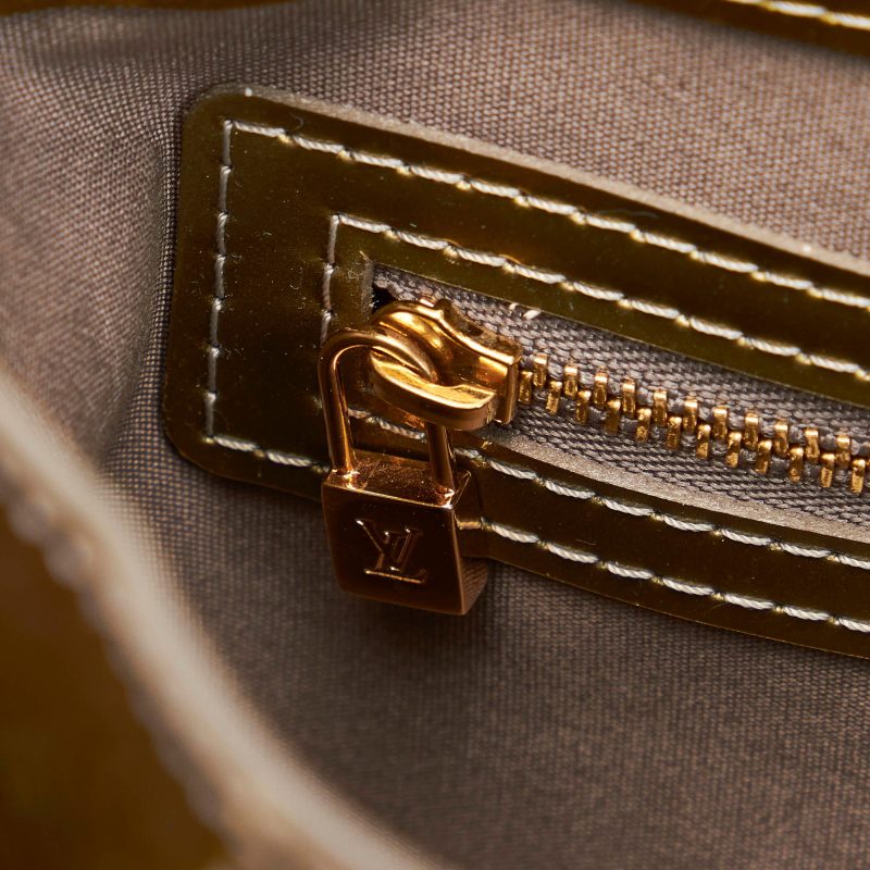 Louis Vuitton Vernis Wilshire PM (SHG-Scbhcu) - Image 8