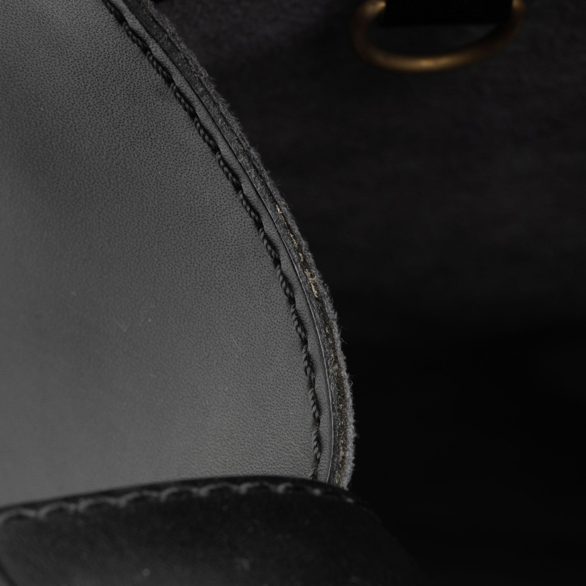 Louis Vuitton Vintage Epi Leather Cluny Shoulder Bag (SHF-d5Ik95) - Image 18