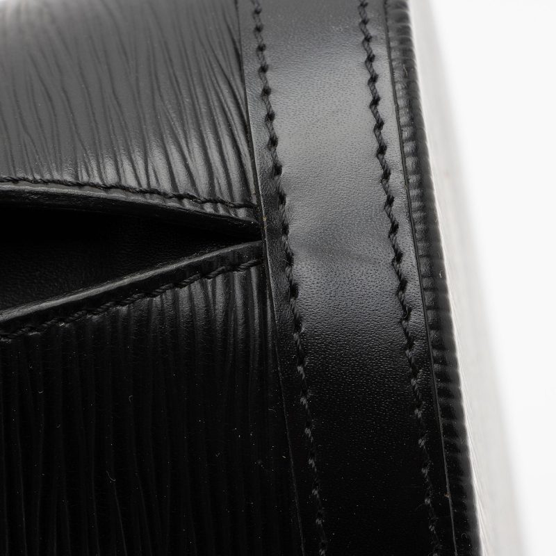 Louis Vuitton Vintage Epi Leather Cluny Shoulder Bag (SHF-d5Ik95) - Image 16