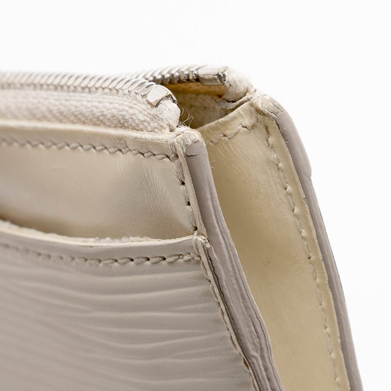 Louis Vuitton Vintage Epi Leather Key Pouch - FINAL SALE (SHF-17696) - Image 12