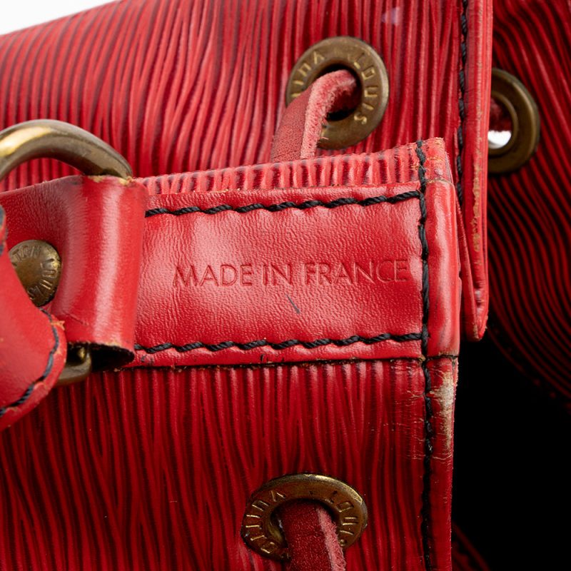Louis Vuitton Vintage Epi Leather Noe Shoulder Bag - FINAL SALE (SHF-18150) - Image 7