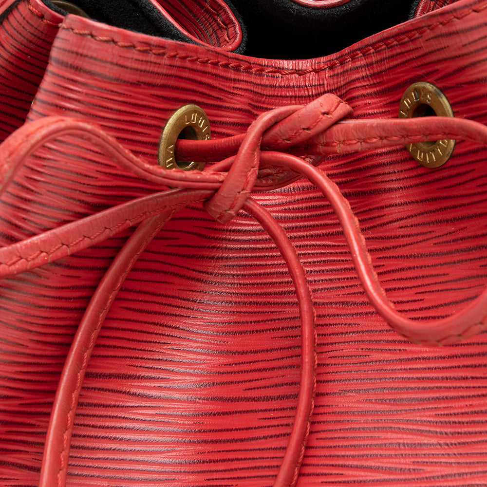 Louis Vuitton Vintage Epi Leather Petit Noe Shoulder Bag (SHF-21487) - Image 9