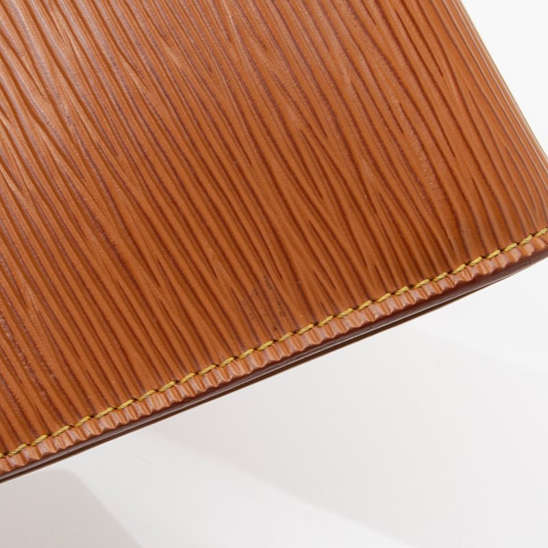 Louis Vuitton Vintage Epi Leather Pochette Accessoires (SHF-23084) - Image 11