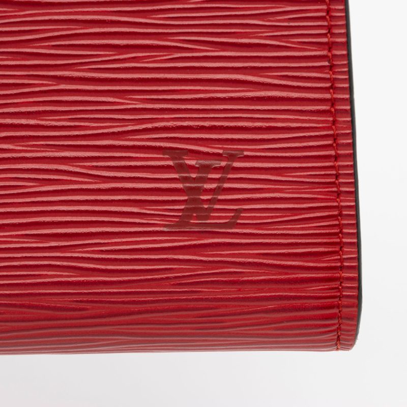 Louis Vuitton Vintage Epi Leather Pochette Accessoires (SHF-QQUDa9) - Image 9