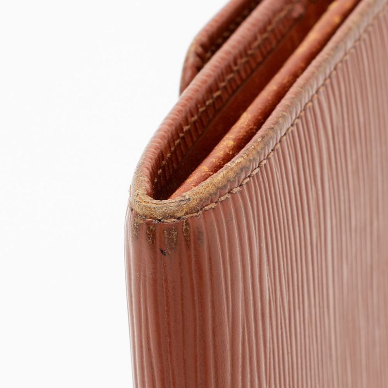 Louis Vuitton Vintage Epi Leather Sarah Wallet - Image 18