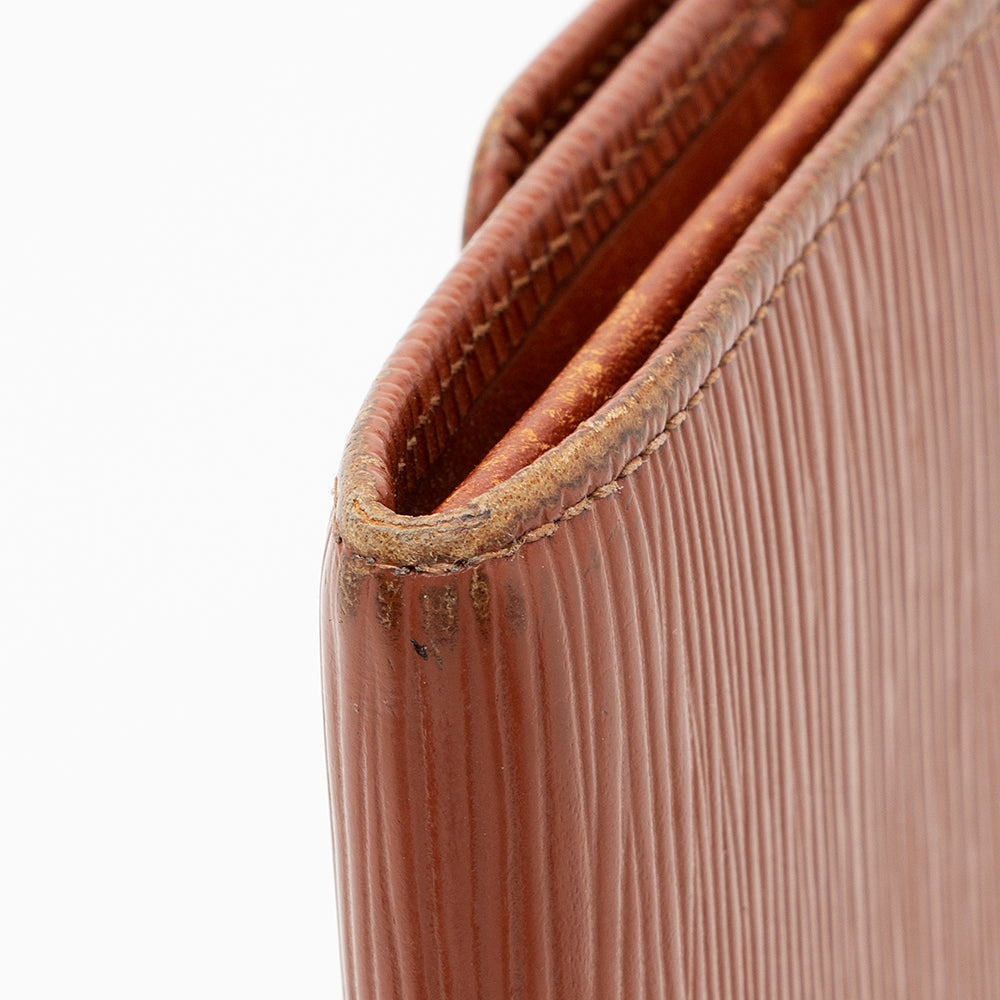 Louis Vuitton Vintage Epi Leather Sarah Wallet - Image 18