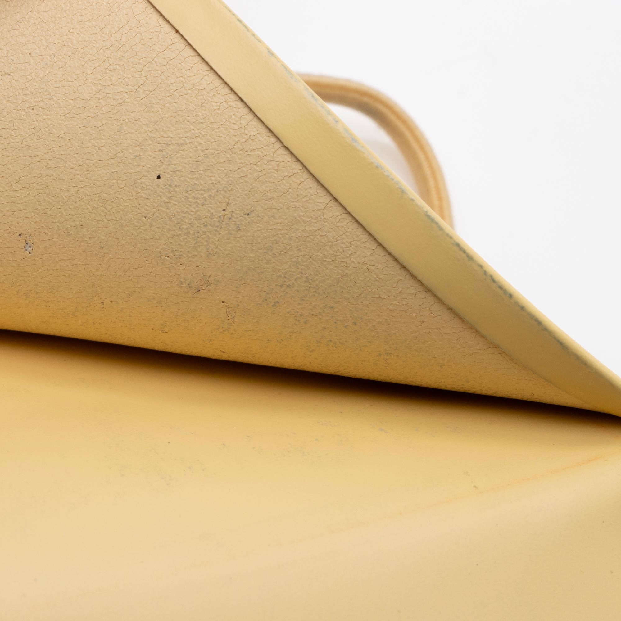 Louis Vuitton Vintage Epi Leather Trifold Wallet - Image 12