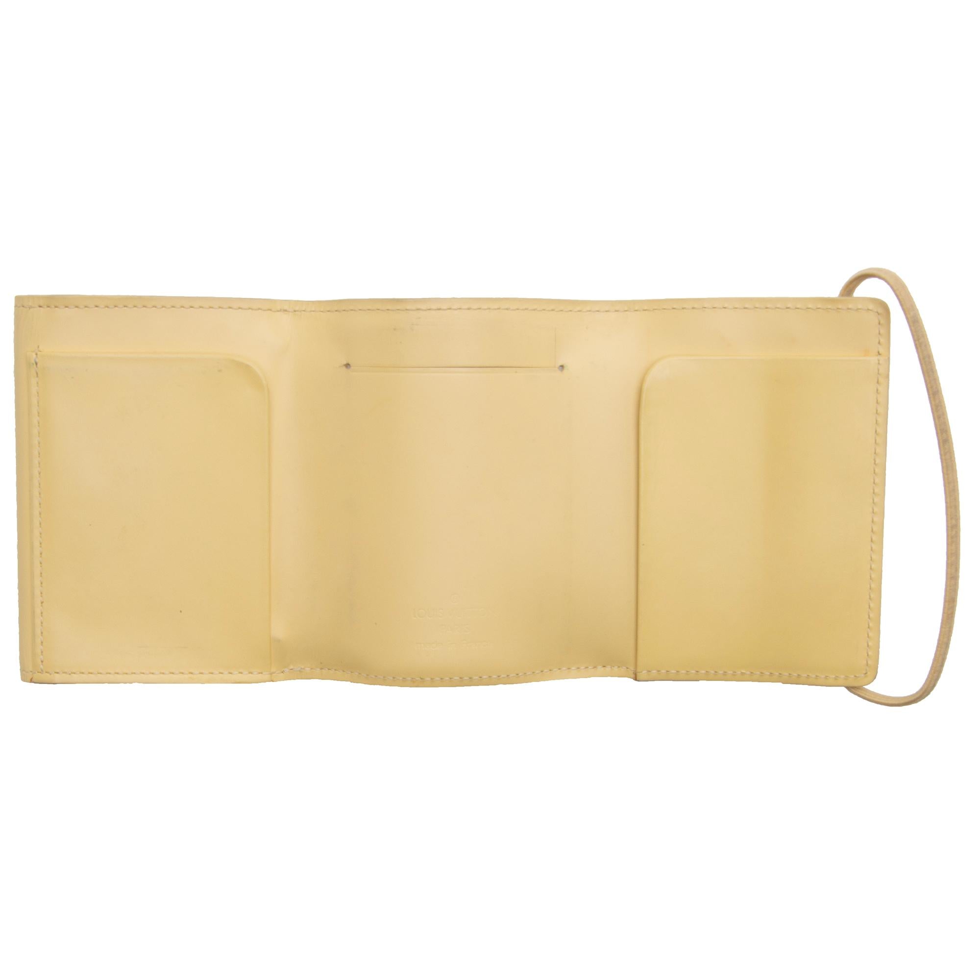 Louis Vuitton Vintage Epi Leather Trifold Wallet - Image 4