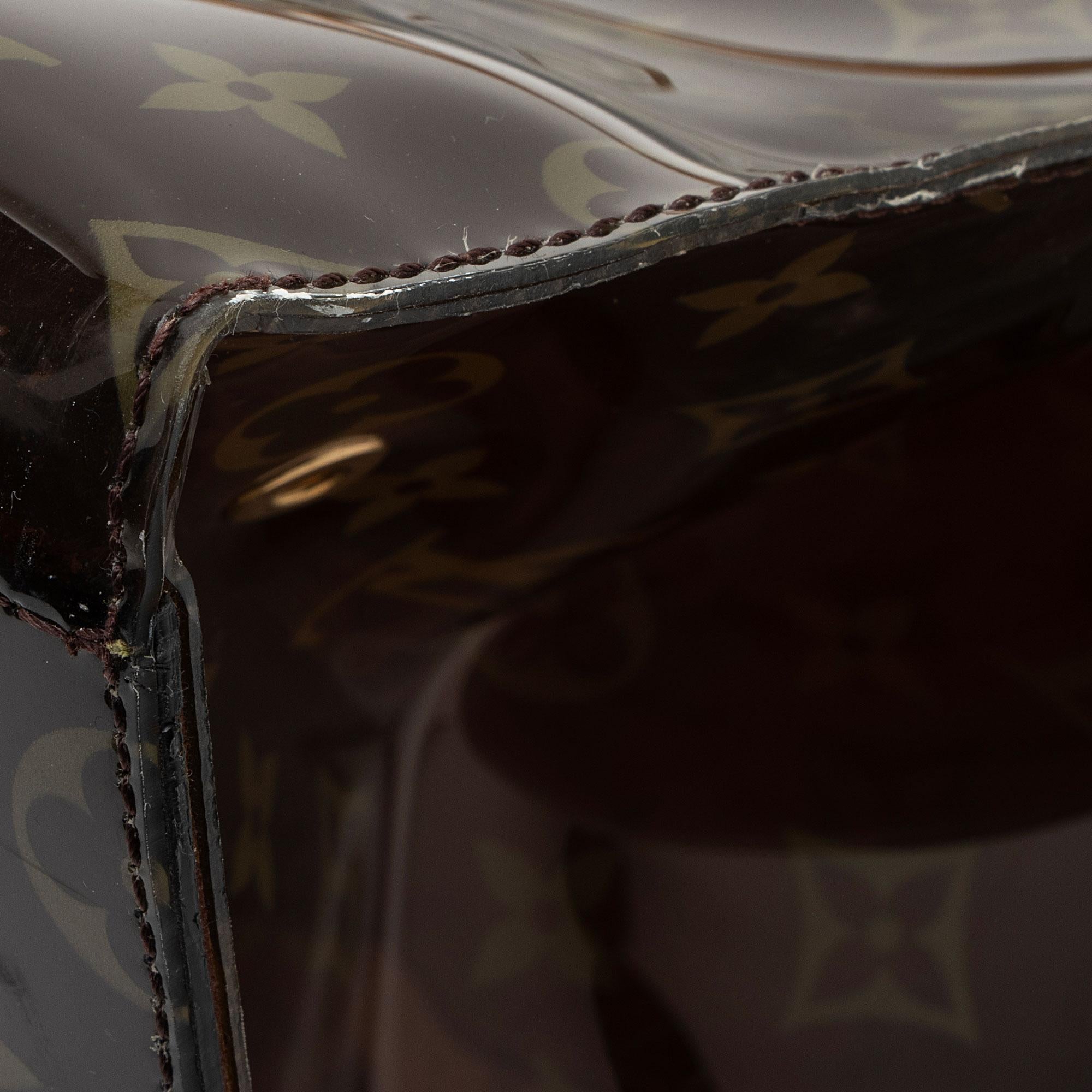 Louis Vuitton Vintage Limited Edition Monogram Vinyl Ambre Cruise Tote (SHF-FfiVXi) - Image 13