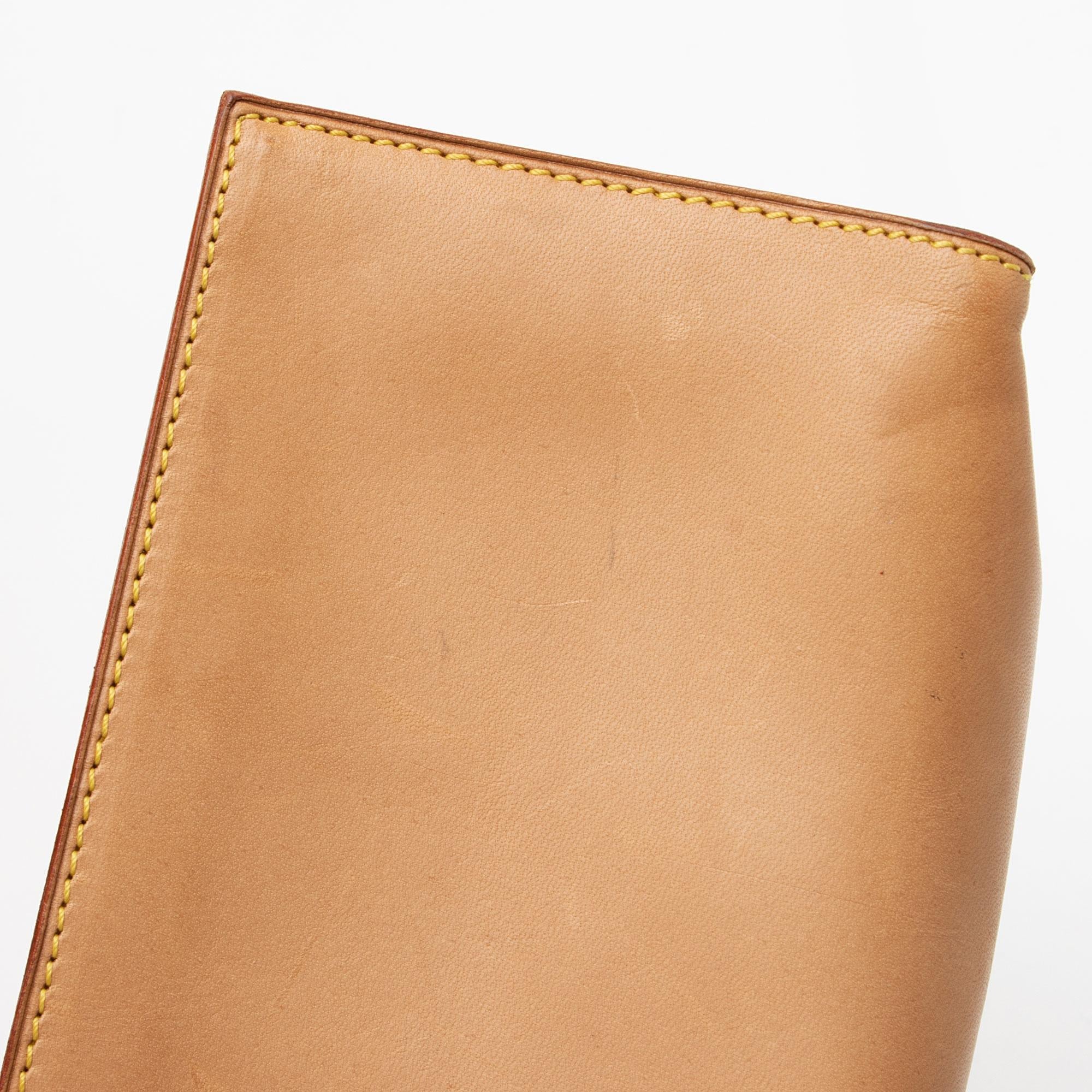 Louis Vuitton Vintage Limited Edition Monogram Vinyl Ambre Cruise Tote (SHF-FfiVXi) - Image 16