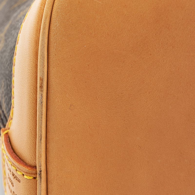 Louis Vuitton Vintage Monogram Canvas Alma PM Satchel (SHF-20475) - Image 11