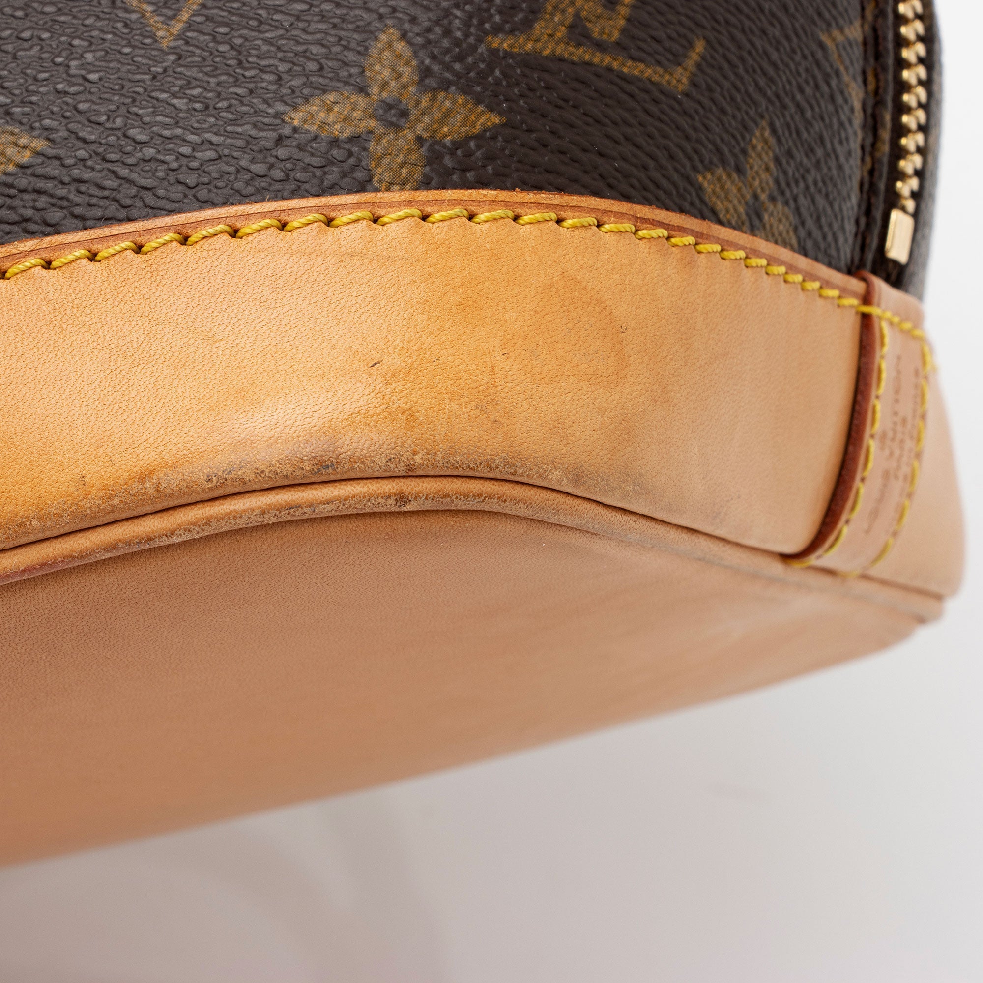 Louis Vuitton Vintage Monogram Canvas Alma PM Satchel (SHF-OnswEh) - Image 19
