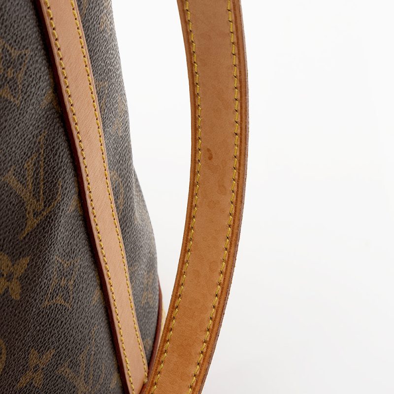 Louis Vuitton Vintage Monogram Canvas Bucket GM Tote (SHF-21446) - Image 14