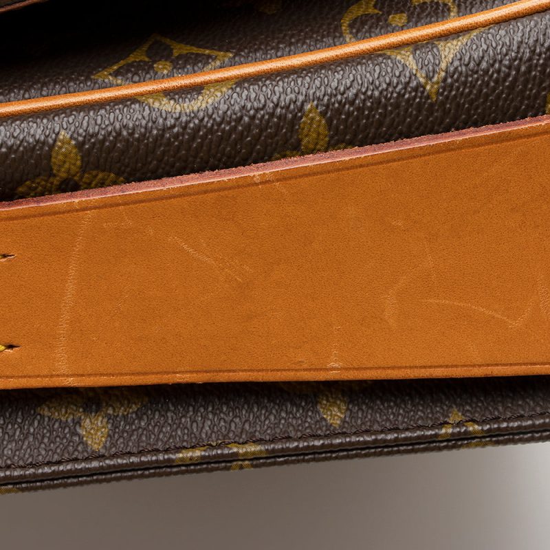 Louis Vuitton Vintage Monogram Canvas Cartouchiere GM Shoulder Bag (SHF-21275) - Image 18