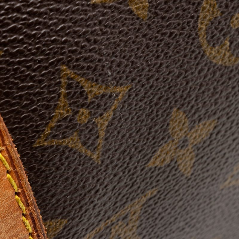 Louis Vuitton Vintage Monogram Canvas Keepall 50 Duffel Bag (SHF-20201) - Image 17