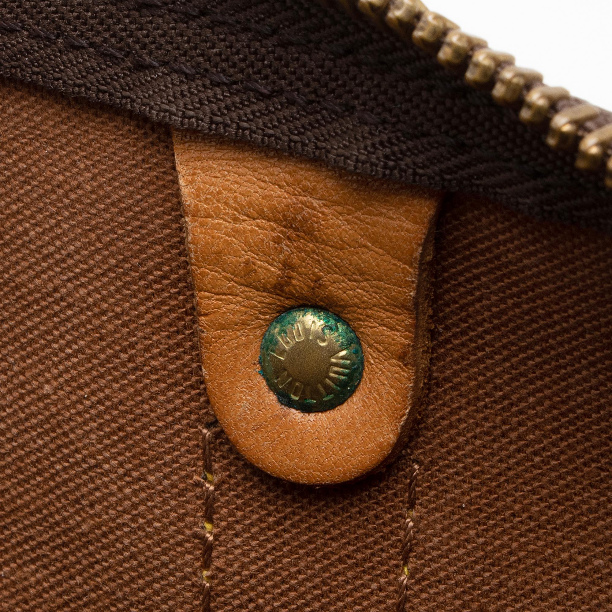 Louis Vuitton Vintage Monogram Canvas Keepall 50 Duffle Bag (SHF-pIqYyr) - Image 11