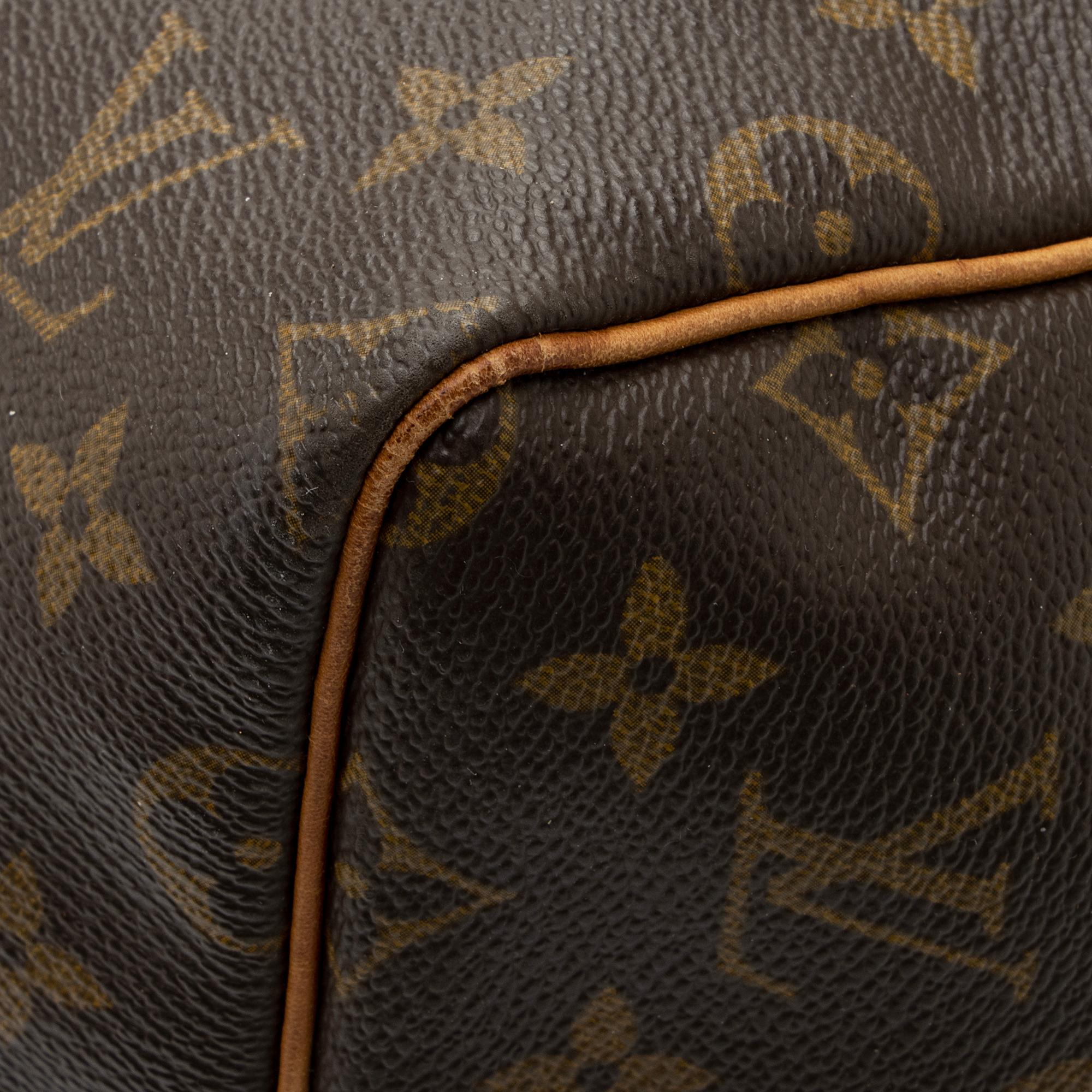 Louis Vuitton Vintage Monogram Canvas Keepall 55 Duffle Bag (SHF-s4h4Kj) - Image 16