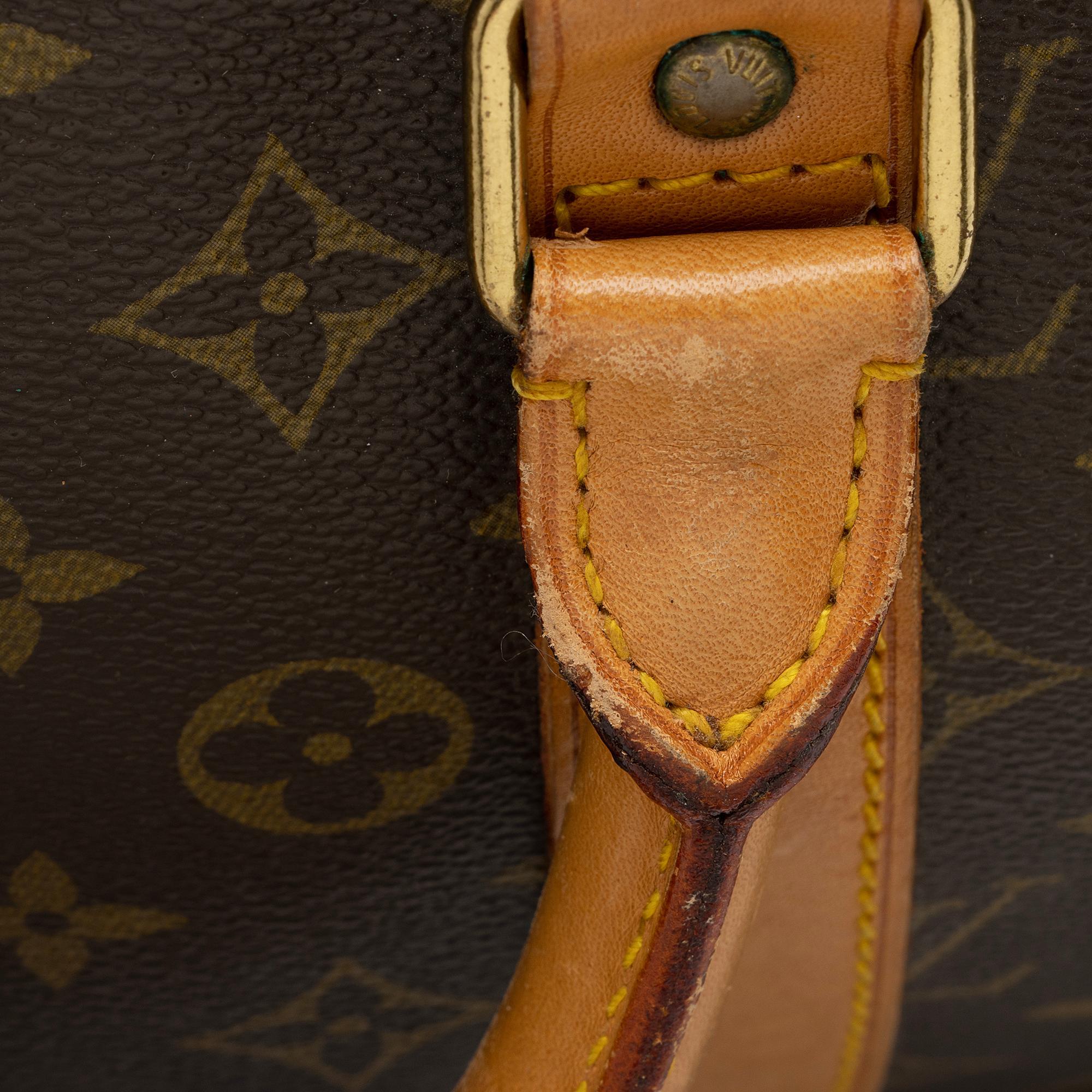 Louis Vuitton Vintage Monogram Canvas Keepall 55 Duffle Bag (SHF-YIKVeb) - Image 19
