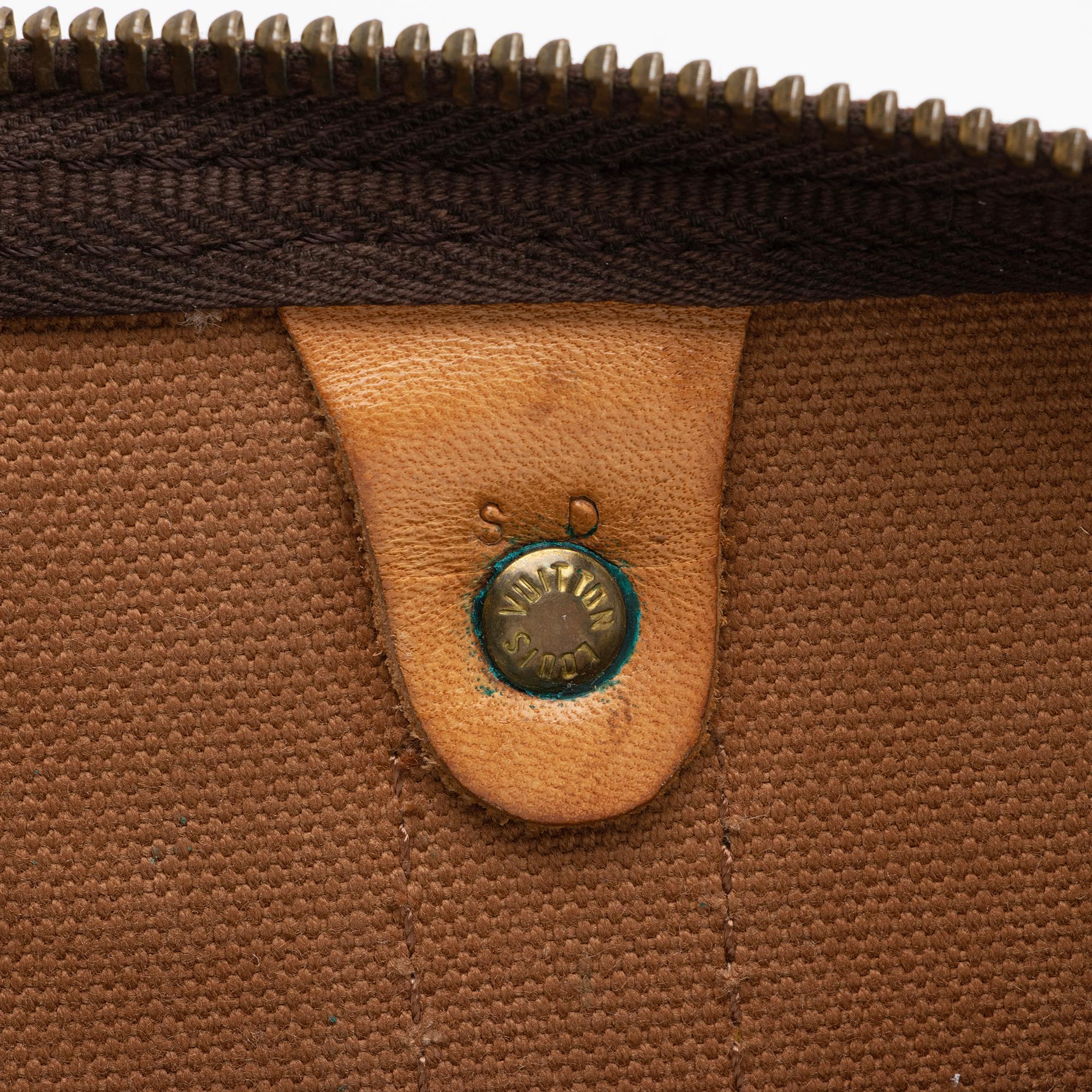 Louis Vuitton Vintage Monogram Canvas Keepall 55 Duffle Bag (SHF-YIKVeb) - Image 11