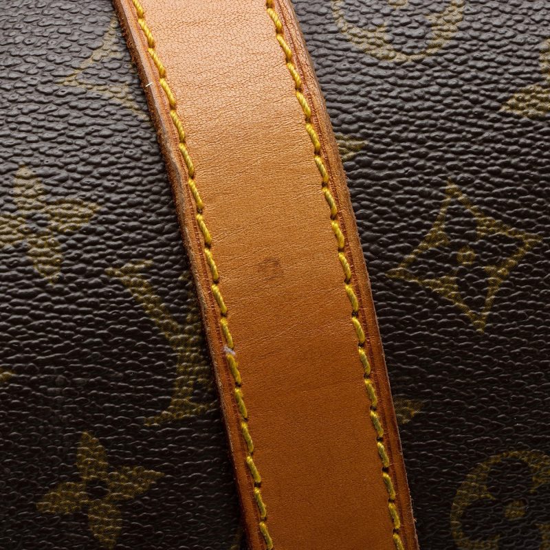 Louis Vuitton Vintage Monogram Canvas Keepall 55 Duffle Bag (SHF-YIKVeb) - Image 15