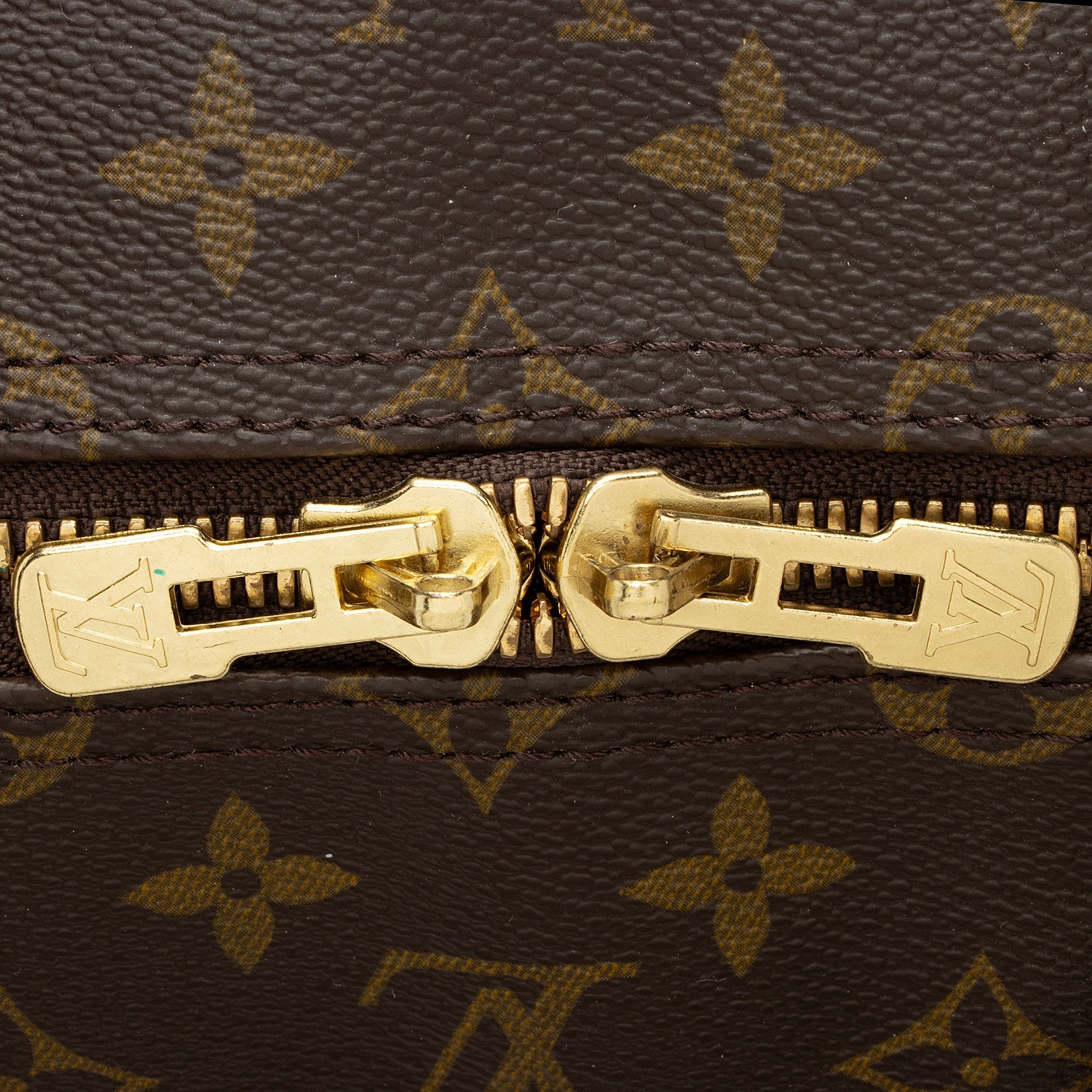 Louis Vuitton Vintage Monogram Canvas Keepall 55 Duffle Bag (SHF-xIA279) - Image 8