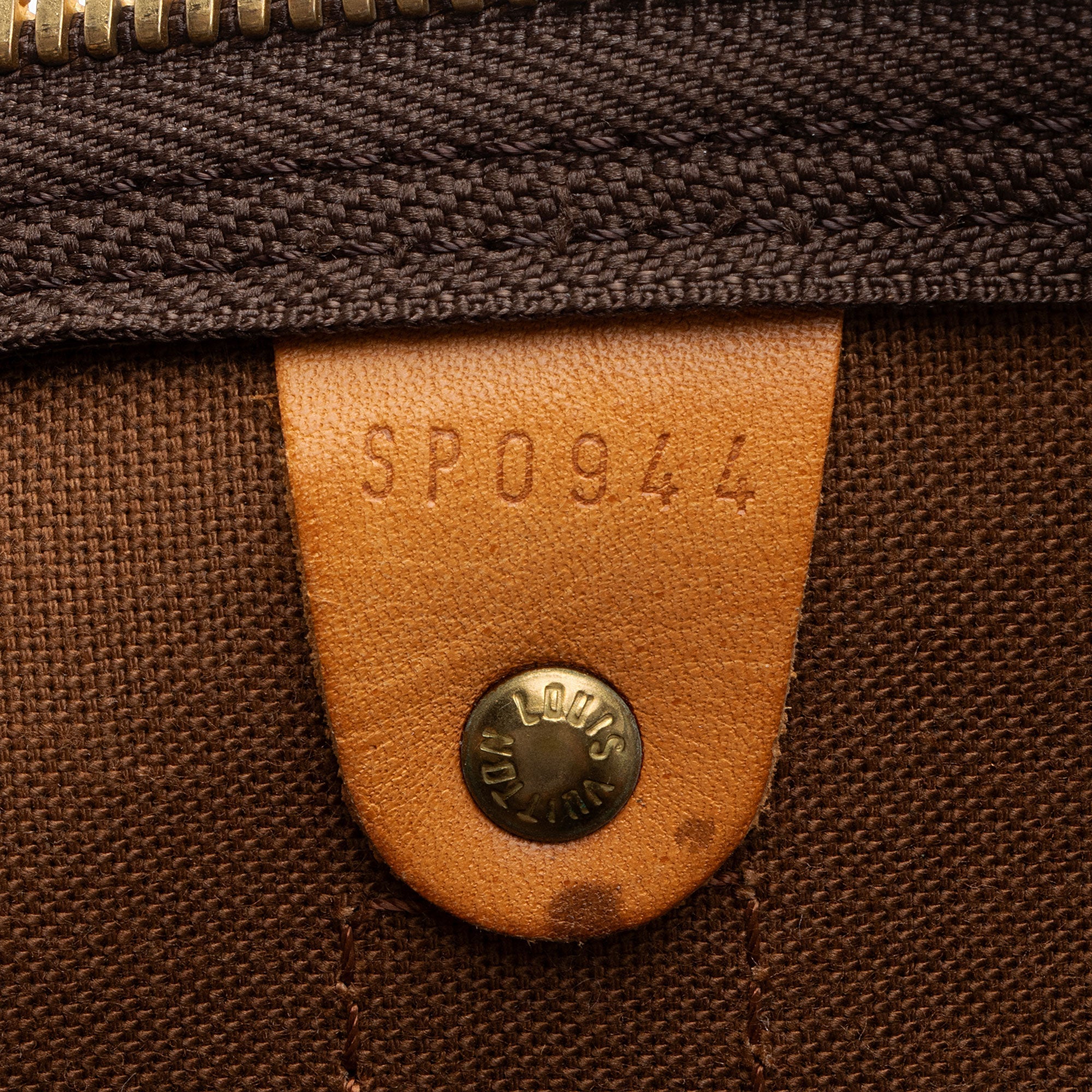 Louis Vuitton Vintage Monogram Canvas Keepall 55 Duffle Bag (SHF-xIA279) - Image 5
