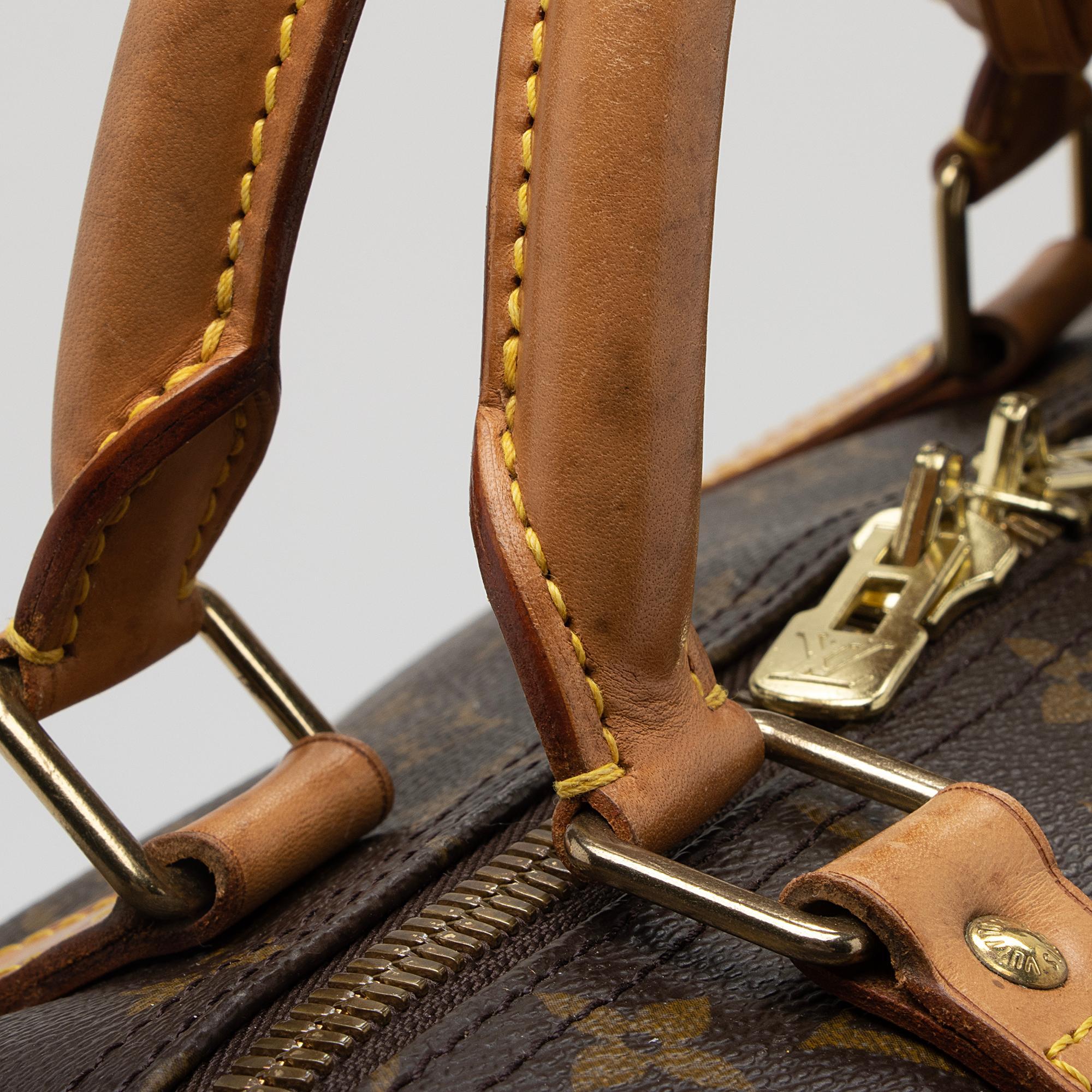 Louis Vuitton Vintage Monogram Canvas Keepall 60 Duffle Bag (SHF-A1tiFm) - Image 17