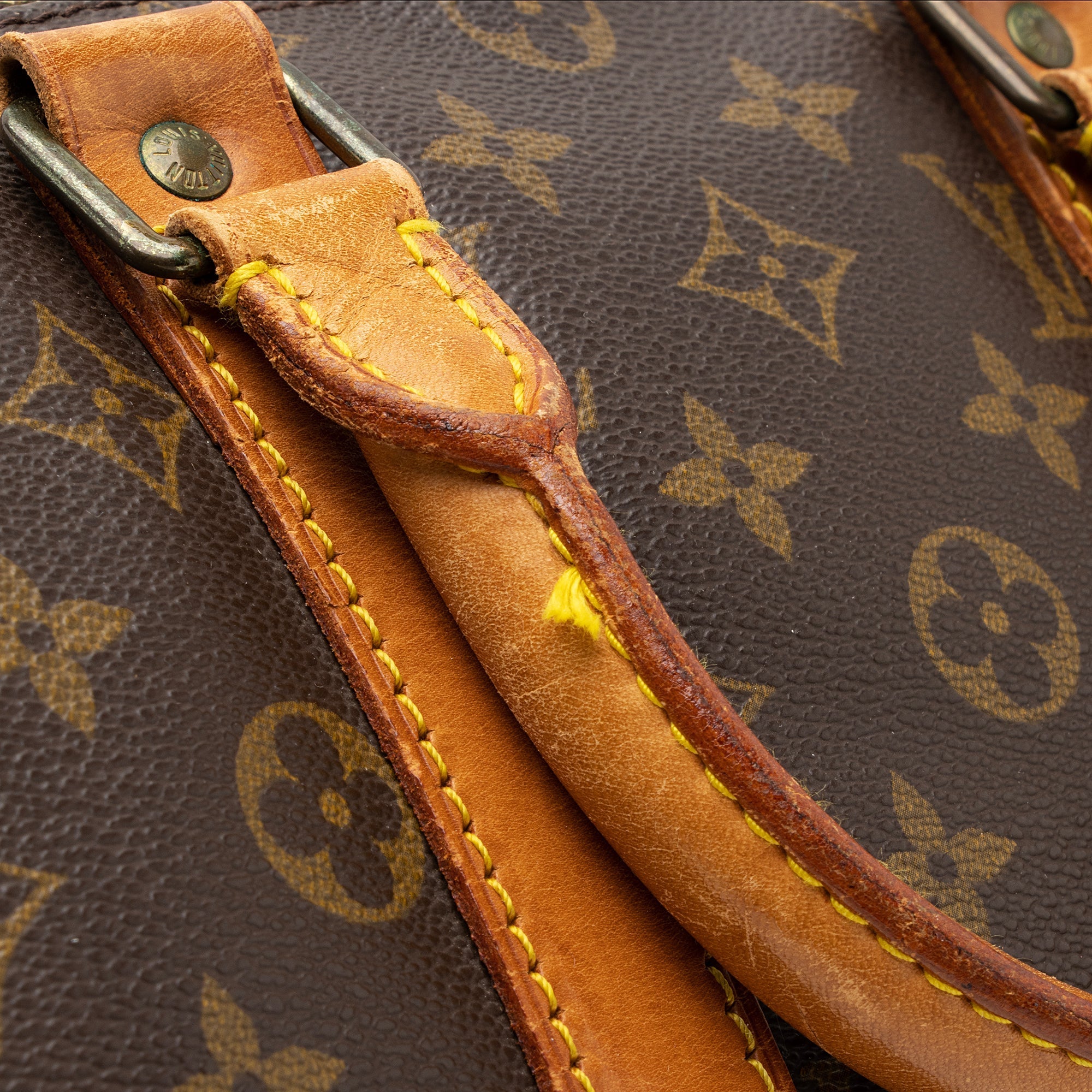 Louis Vuitton Vintage Monogram Canvas Keepall Bandouliere 45 Duffle Bag (SHF-23676) - Image 10
